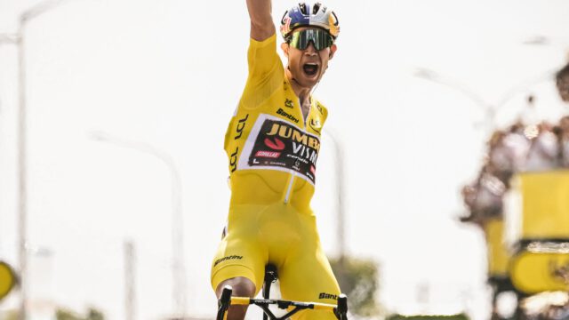 Tour De France: Unchained